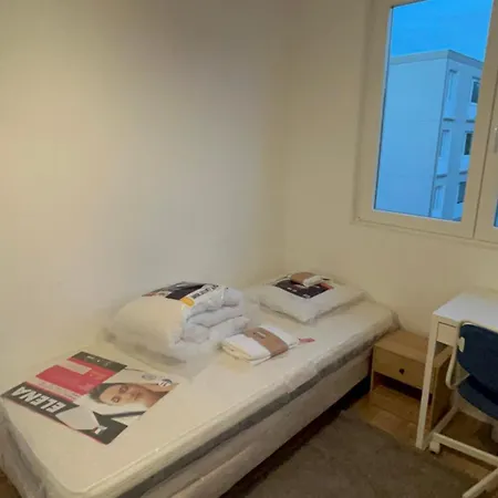Jules Samain Apartment *